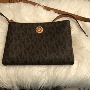 Authentic Michael Kors Crossbody